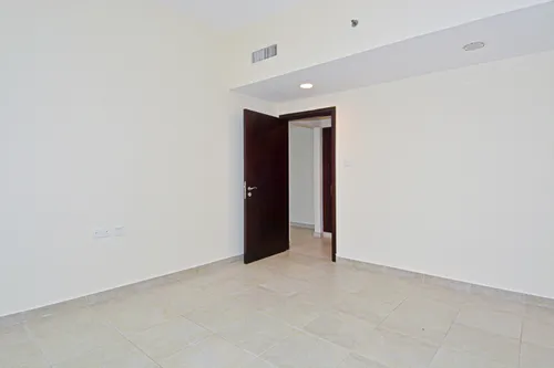 1 Bedroom Apartment in Lake Shore Tower