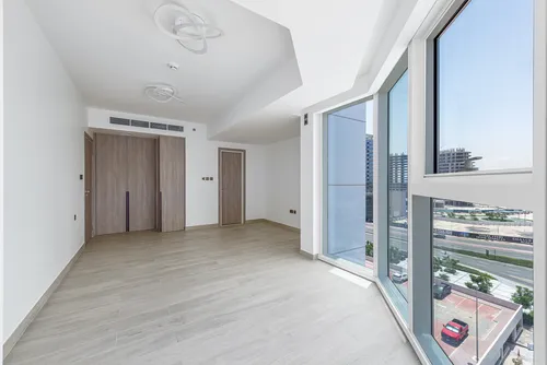 1 Bedroom Apartment in Me Do Re Tower