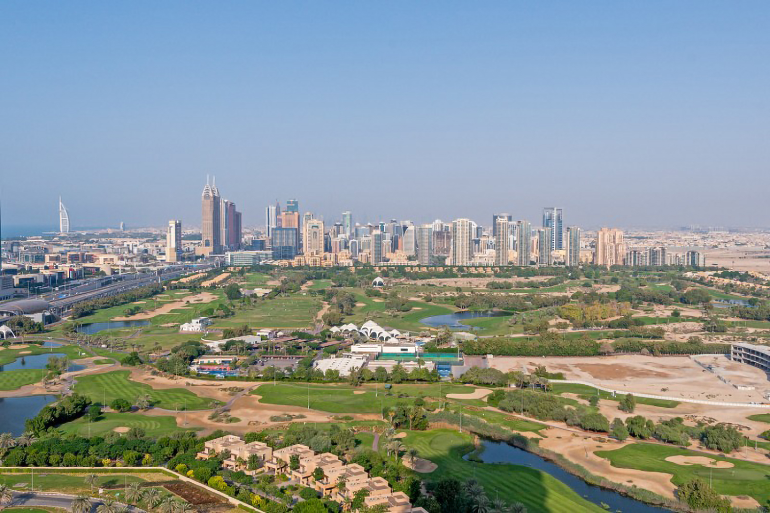 3 Bedrooms Apartment in The Residences JLT