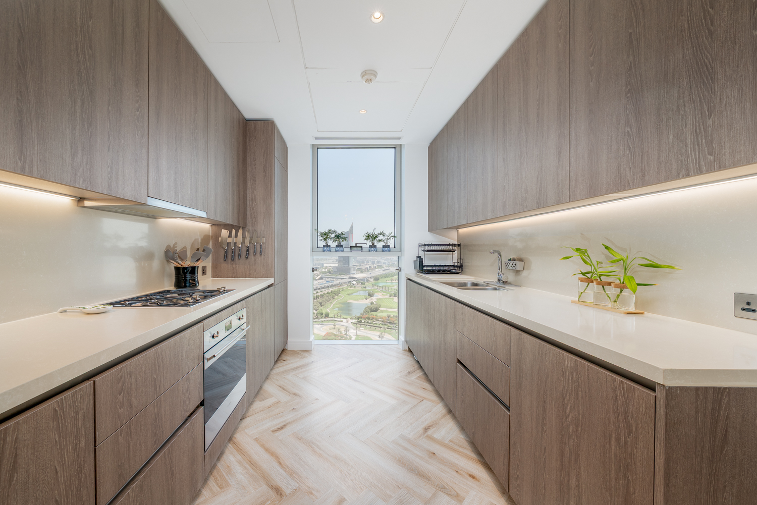 3 Bedrooms Apartment in The Residences JLT