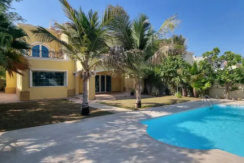 4 Bedrooms Villa in Jumeirah Park Homes