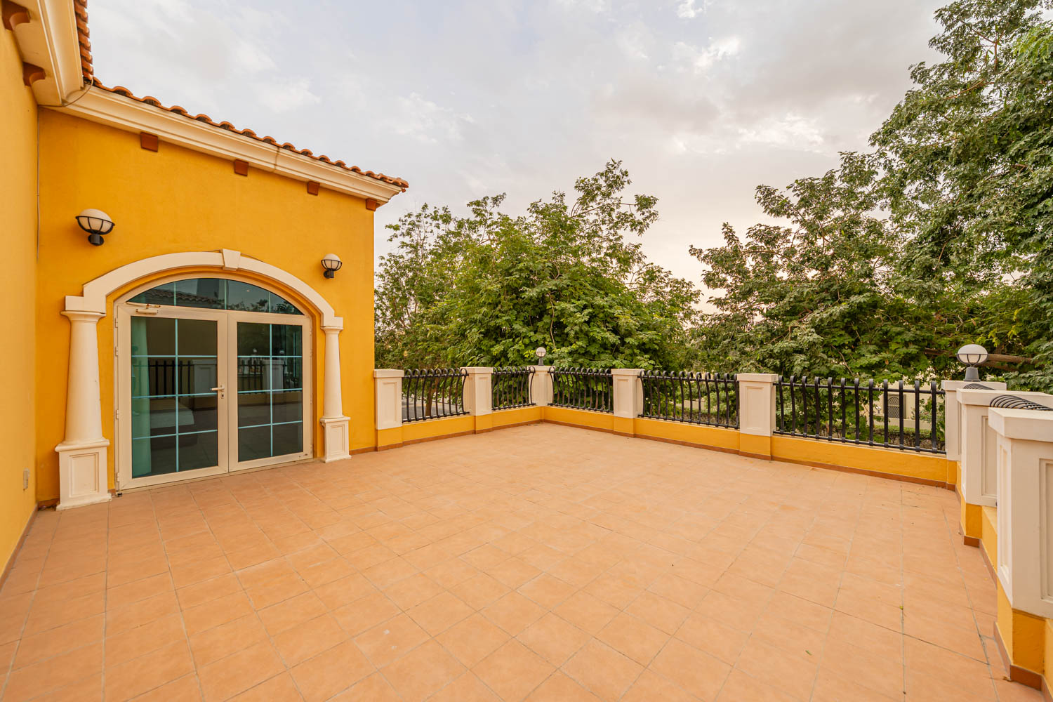 5 Bedrooms Villa in Jumeirah Park Homes