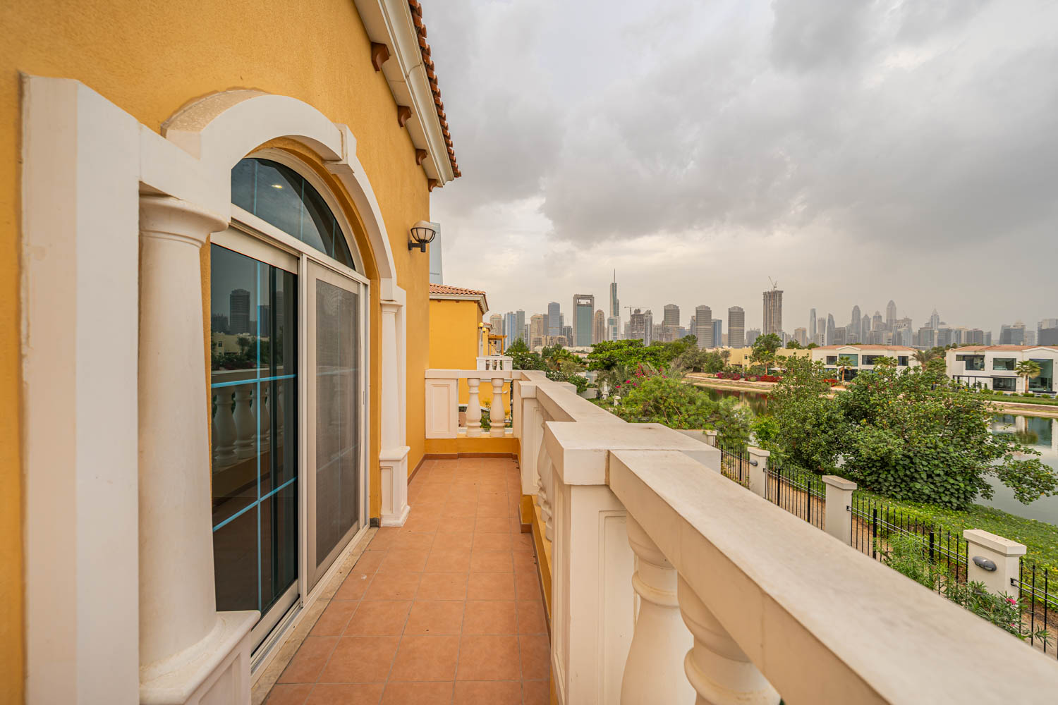 5 Bedrooms Villa in Jumeirah Park Homes