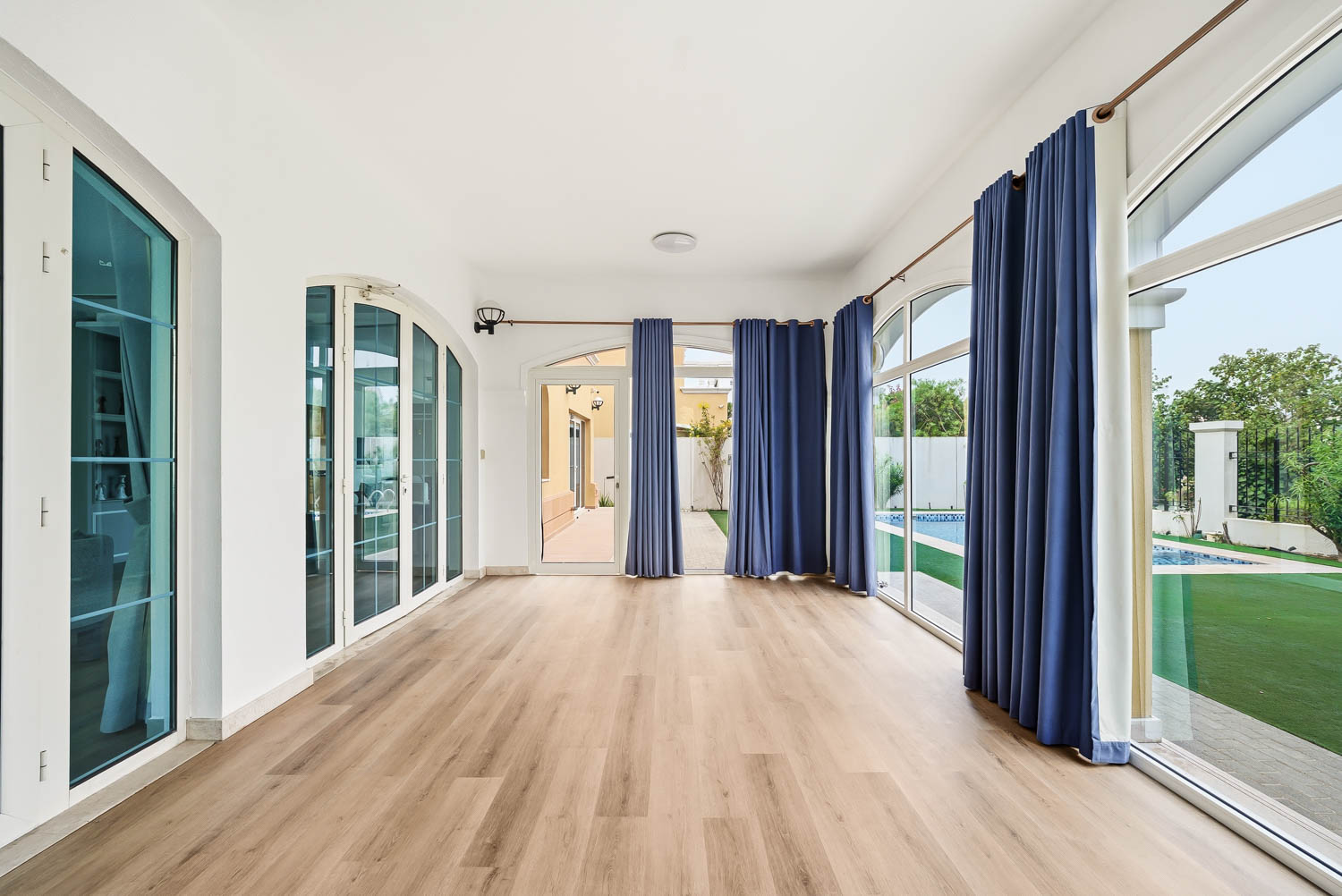 5 Bedrooms Villa in Jumeirah Park Homes