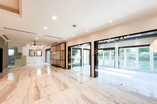 5 Bedrooms Villa in Jumeirah Park Homes