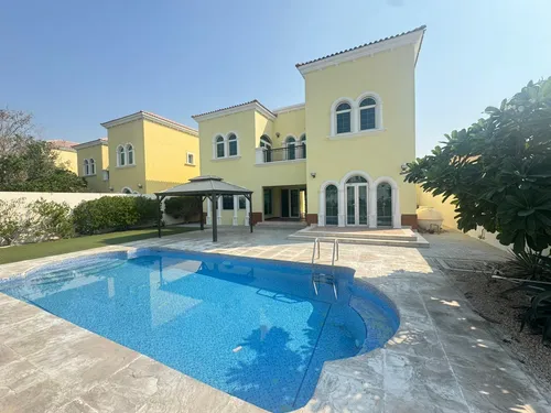 3 Bedrooms Villa in Jumeirah Park Homes