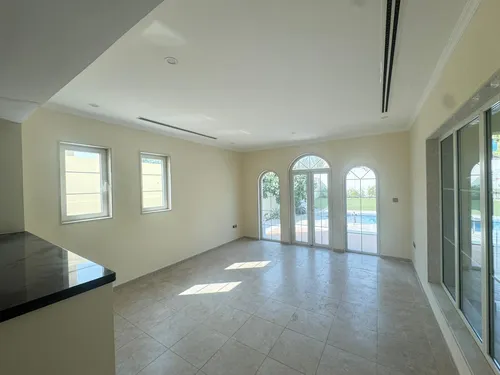 3 Bedrooms Villa in Jumeirah Park Homes