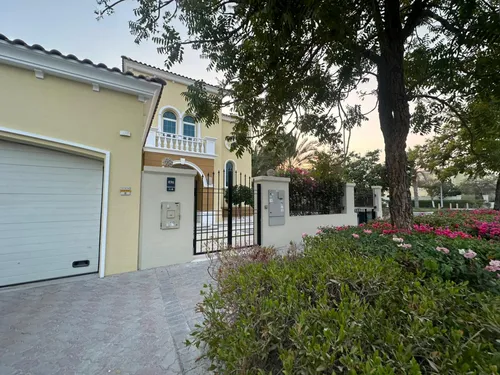 3 Bedrooms Villa in Jumeirah Park Homes