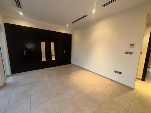 3 Bedrooms Villa in Jumeirah Park Homes