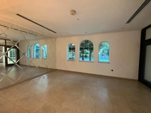 3 Bedrooms Villa in Jumeirah Park Homes