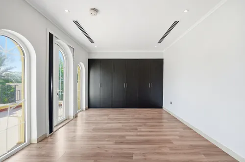 3 Bedrooms Villa in Jumeirah Park Homes