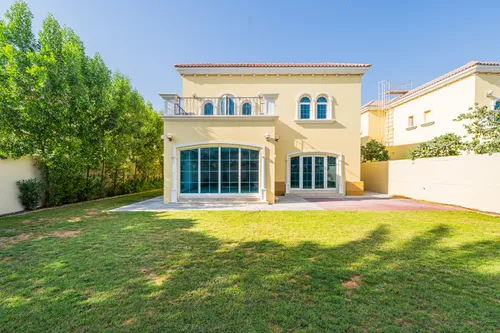 3 Bedrooms Villa in Jumeirah Park Homes