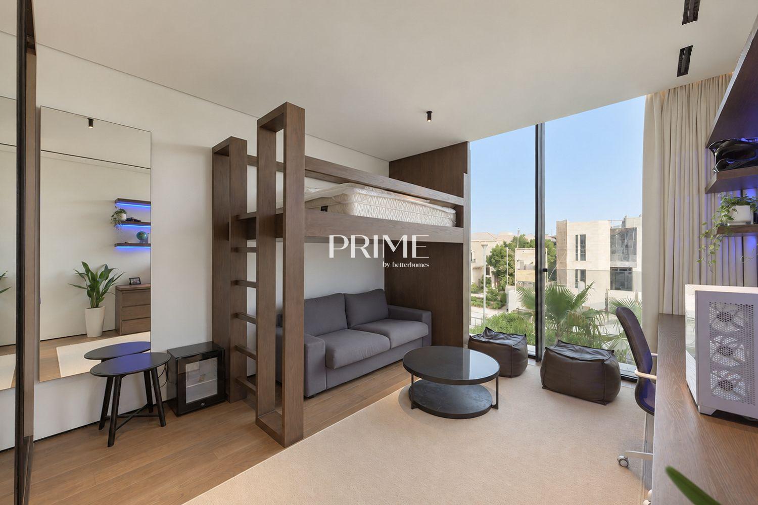 5 Bedrooms Villa in Jumeirah Park Homes