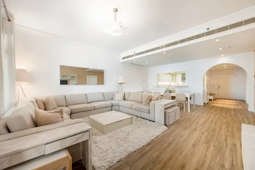 2 Bedrooms Apartment in Al Khudrawi