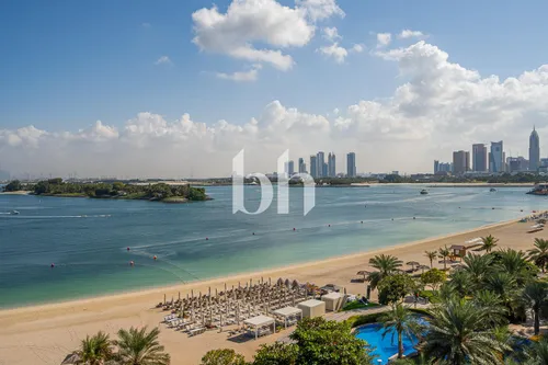 Sea View | Upgraded | Large Layout