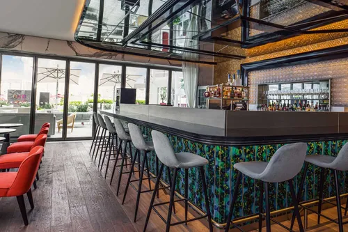 2 Bedrooms Apartment in The 8