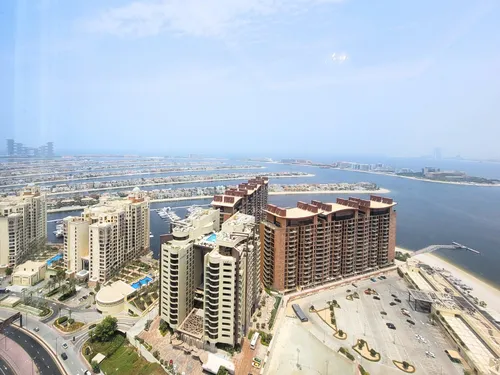  Apartment in The Palm Tower