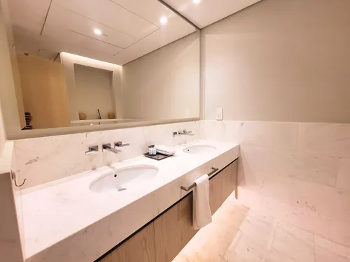  Apartment in The Palm Tower