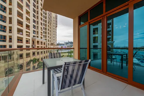  Apartment in Palm Views East