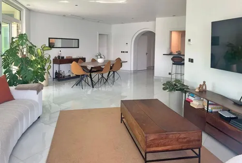 3 Bedrooms Apartment in Jash Falqa