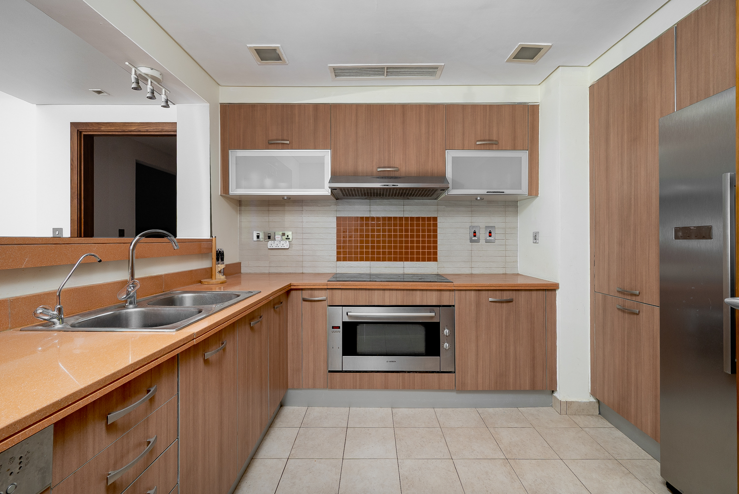 2 Bedrooms Apartment in Marina Residences 6