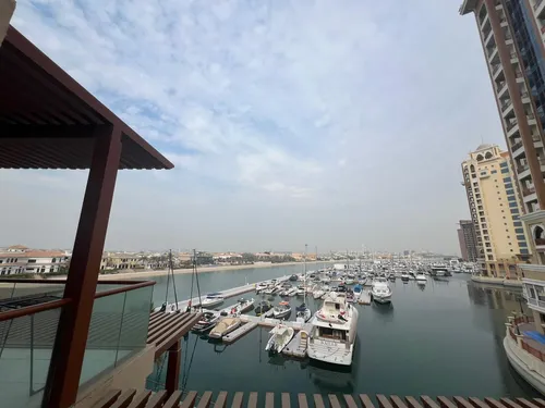  Apartment in Palm Views East