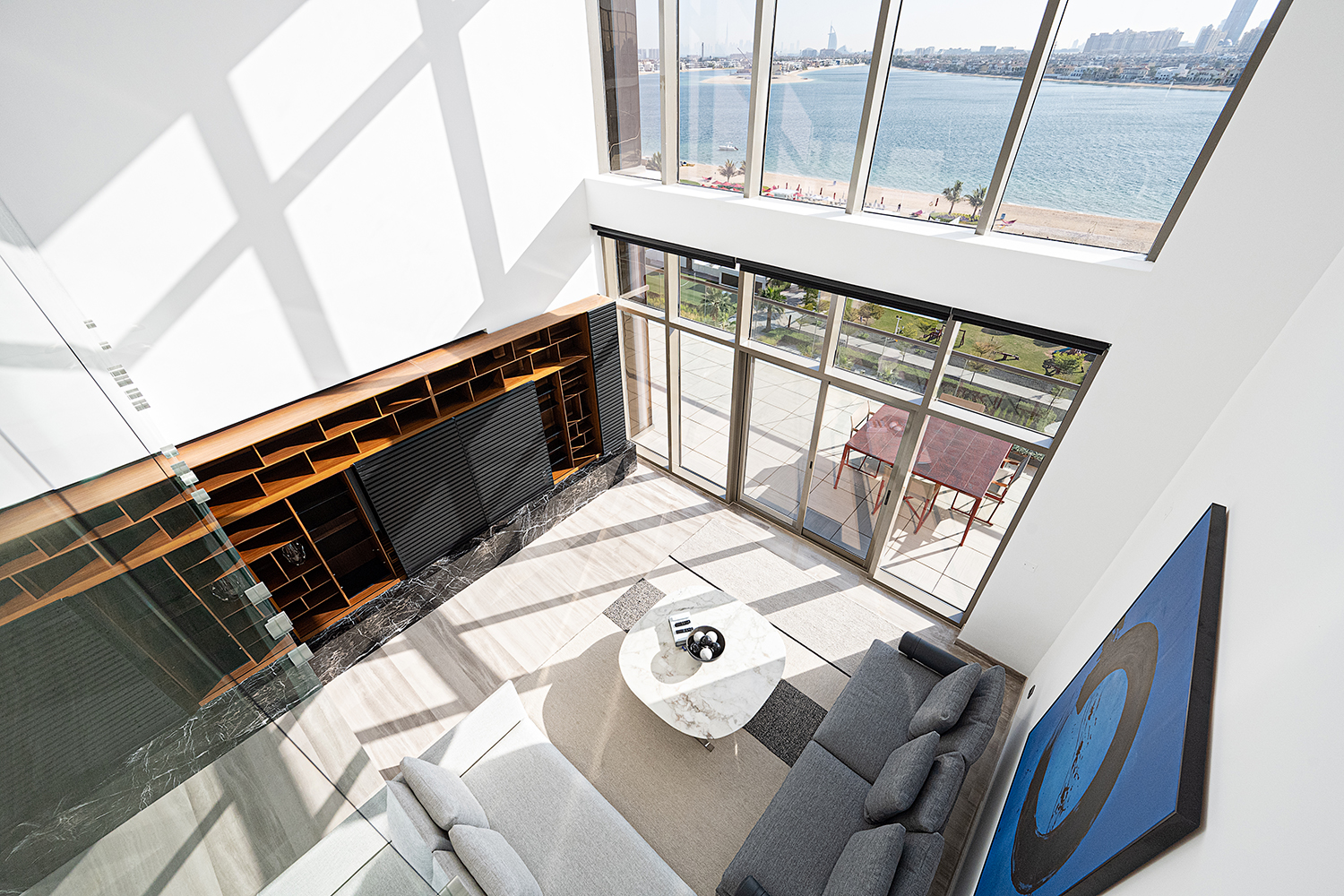 4 Bedrooms Apartment in The 8