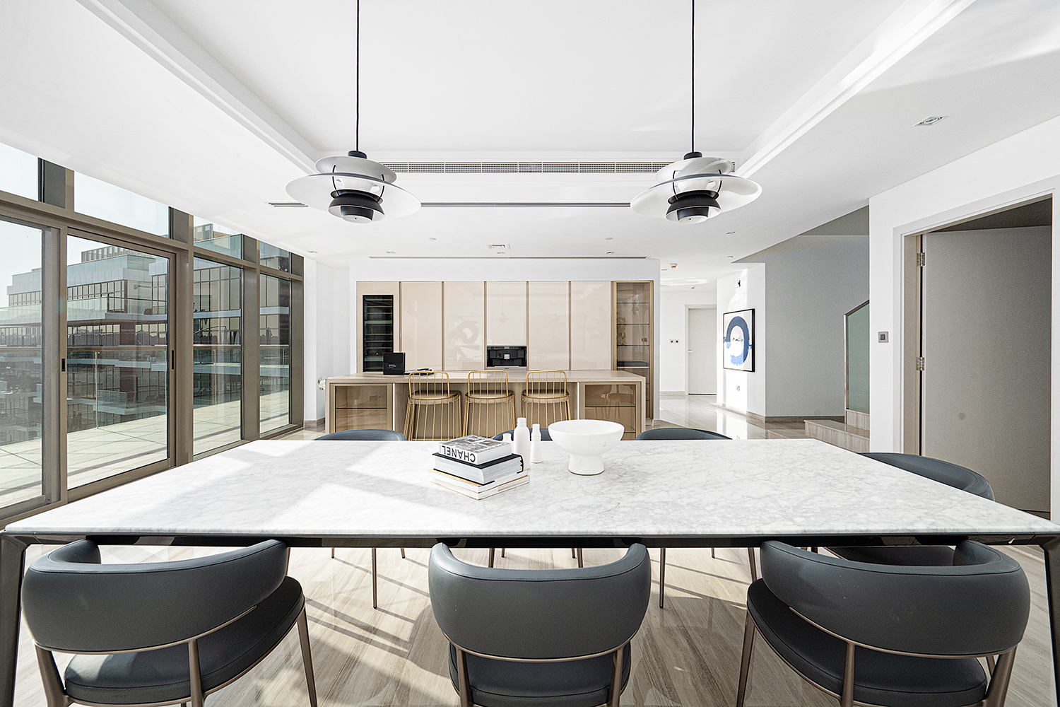 4 Bedrooms Apartment in The 8