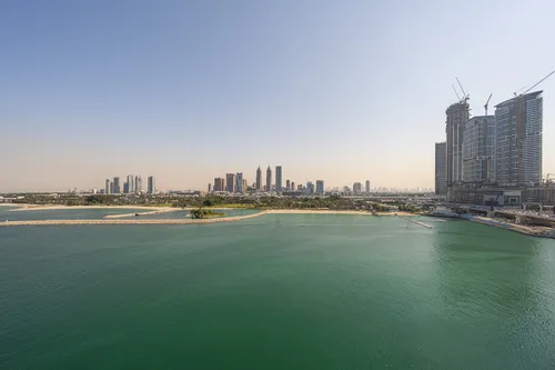 1 Bedroom Apartment in Azure Residences