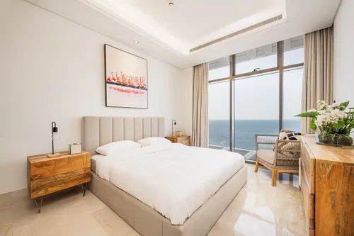 2 Bedrooms Apartment in The 8