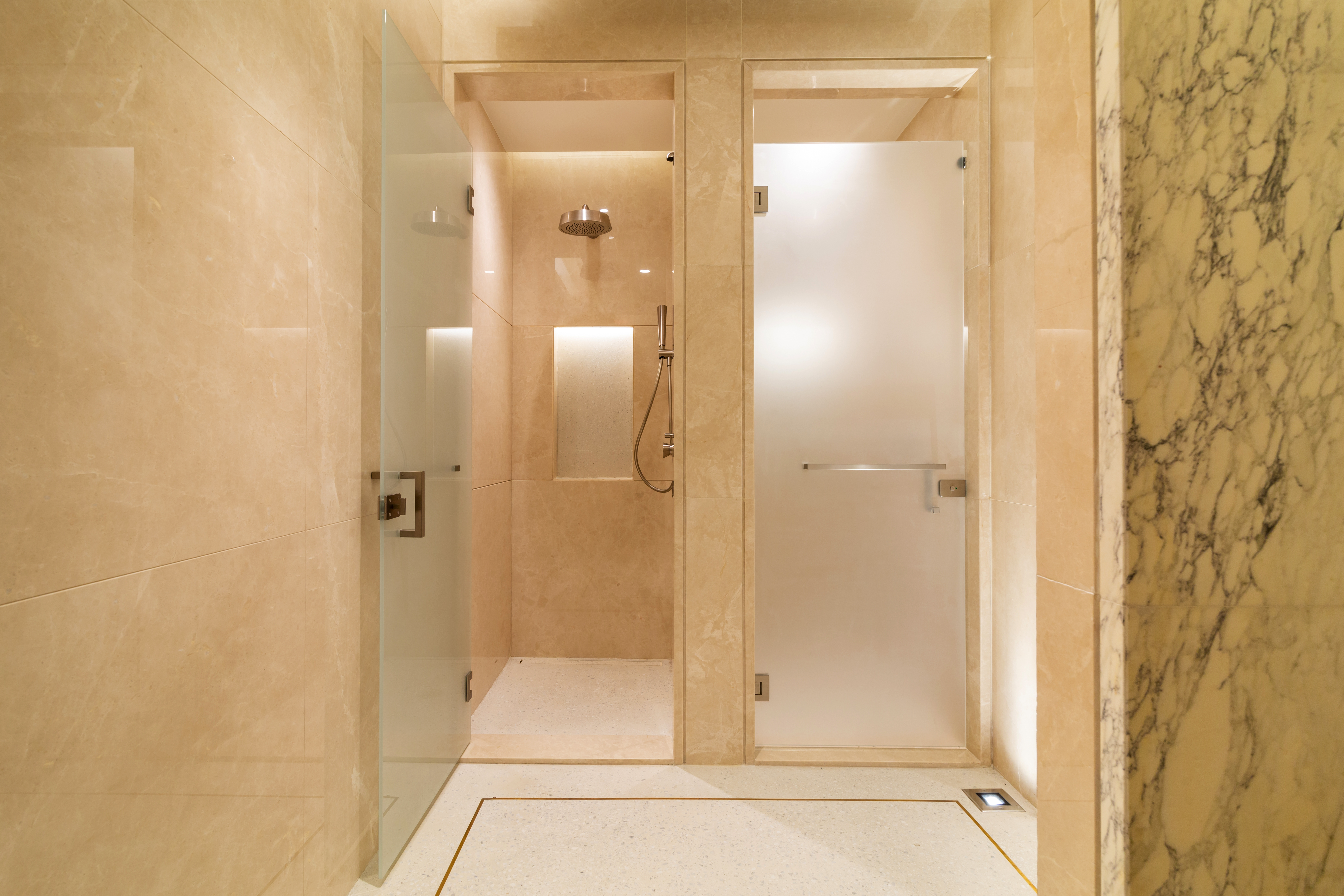  Apartment in The Palm Tower