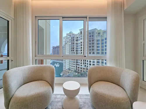 2 Bedrooms Apartment in Marina Residences 5