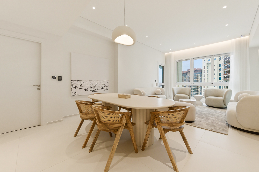 2 Bedrooms Apartment in Marina Residences 5