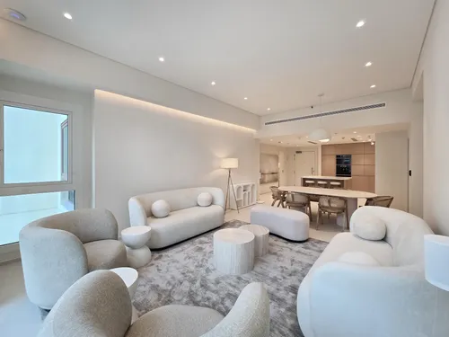 2 Bedrooms Apartment in Marina Residences 5