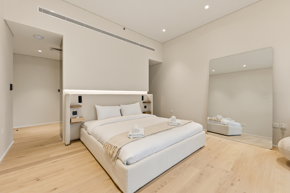 2 Bedrooms Apartment in Marina Residences 5