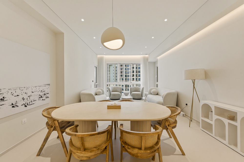 2 Bedrooms Apartment in Marina Residences 5