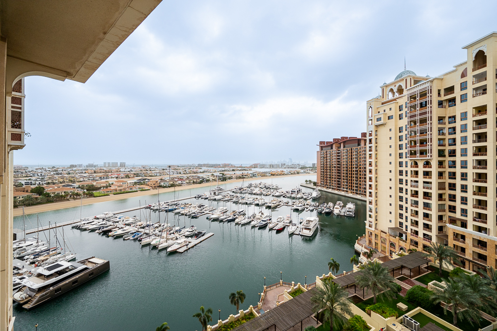 2 Bedrooms Apartment in Marina Residences 5
