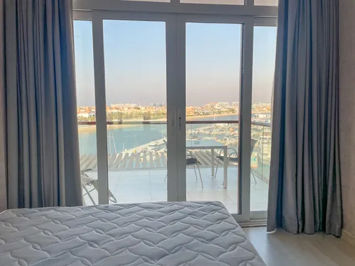  Apartment in Palm Views East