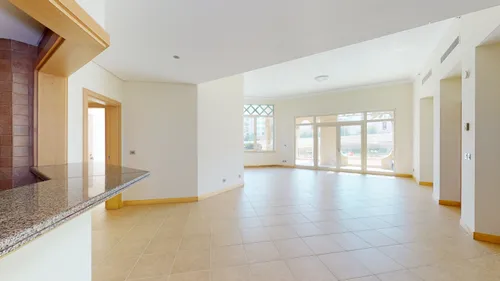 3 Bedrooms Apartment in Al Khudrawi