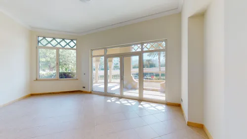 3 Bedrooms Apartment in Al Khudrawi