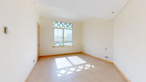 3 Bedrooms Apartment in Al Khudrawi