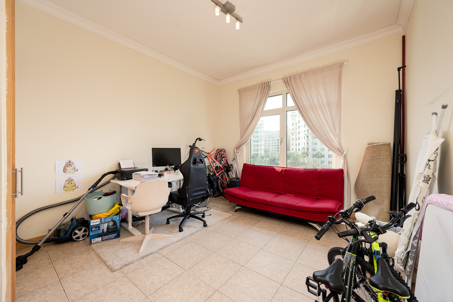 3 Bedrooms Apartment in Al Hatimi