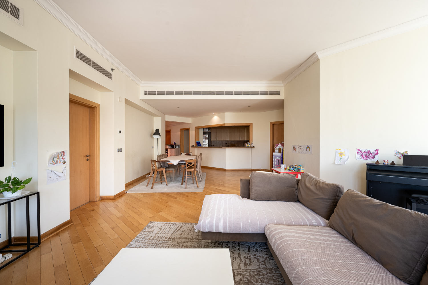 3 Bedrooms Apartment in Al Hatimi