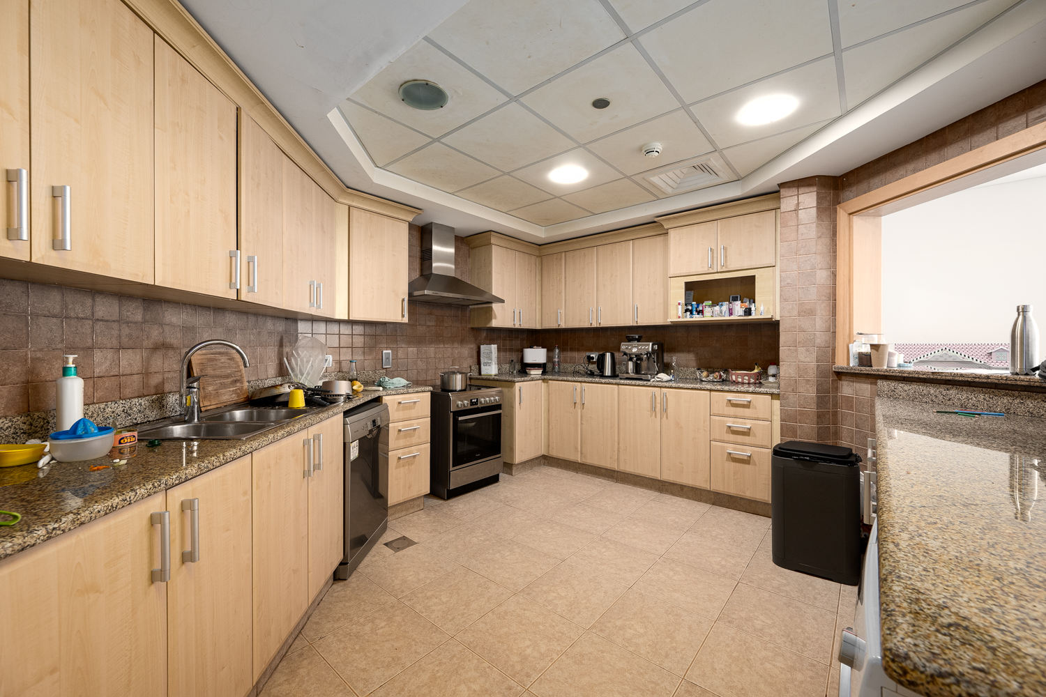 3 Bedrooms Apartment in Al Hatimi