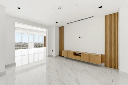 3 Bedrooms Apartment in Marina Residences 1