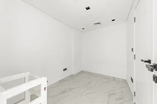 3 Bedrooms Apartment in Marina Residences 1