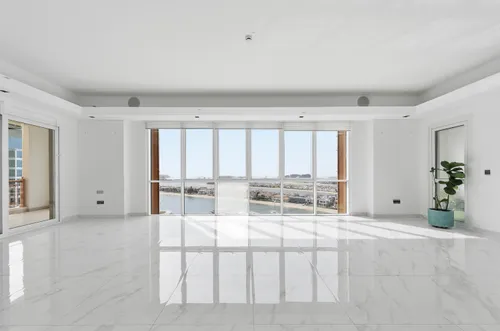 3 Bedrooms Apartment in Marina Residences 1