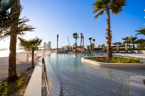 3 Bedrooms Apartment in Ellington Beach House