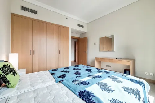 5 Bedrooms Apartment in Al Das