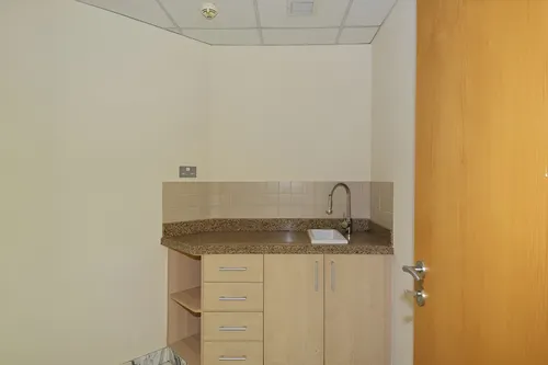 4 Bedrooms Apartment in Al Sarrood